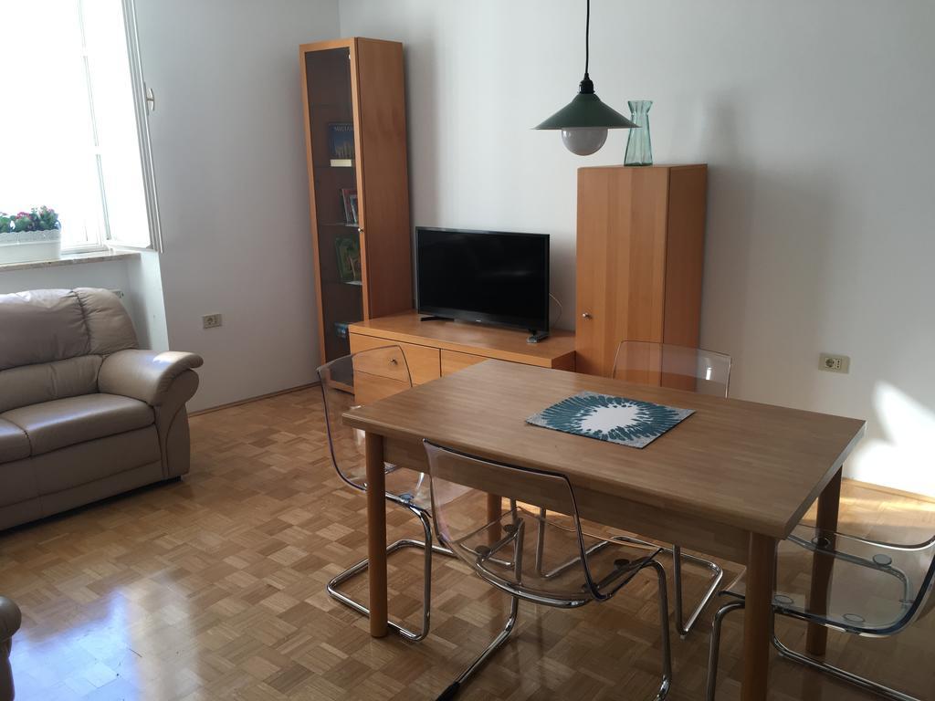 Allure Apartments بيران المظهر الخارجي الصورة