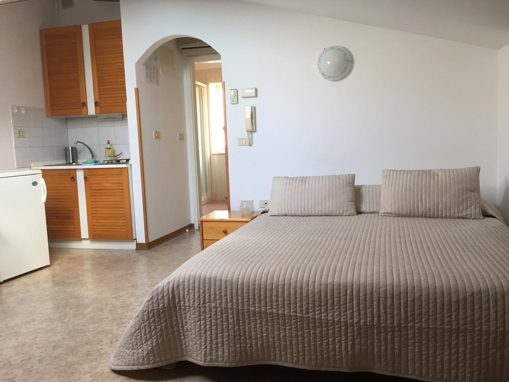 Allure Apartments بيران المظهر الخارجي الصورة