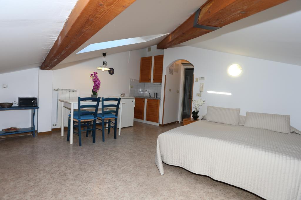 Allure Apartments بيران المظهر الخارجي الصورة